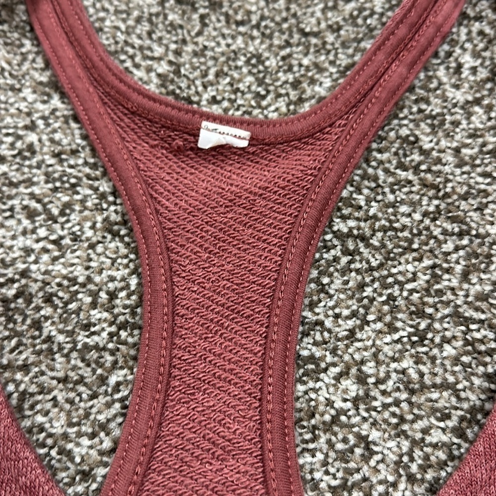 ALO racerback distressed shredded workout top - no size tag - fits like a small - Picture 7 of 11